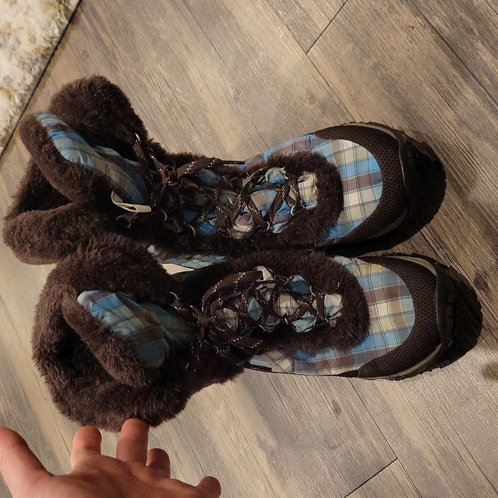 Winter boots